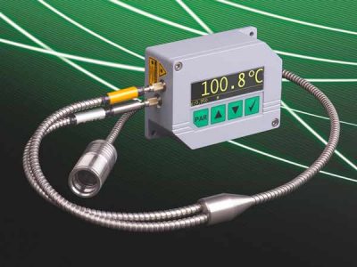 The new pyrometer PYROSPOT DGEF 11N has an Y-fiber cable and a laser target light. It measures temperatures starting at 100 °C.